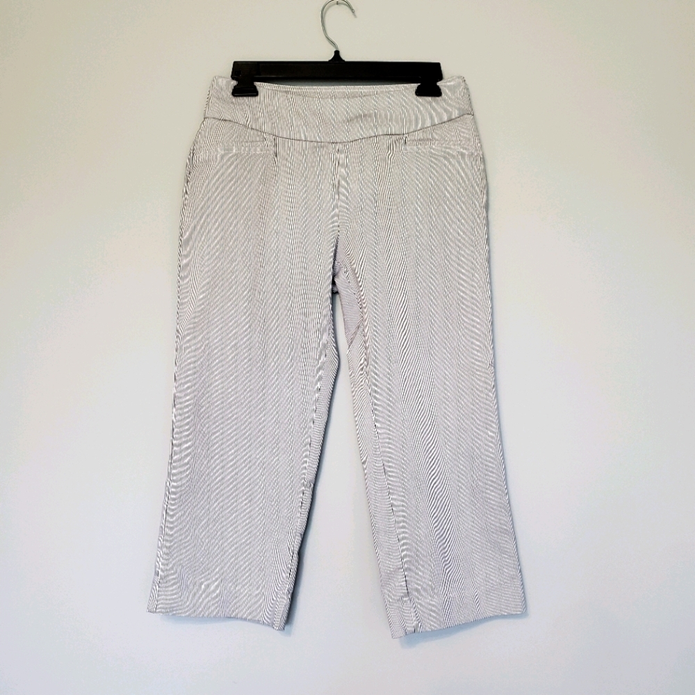 Croft & Barrow Railroad Stripe Capri, Size 4